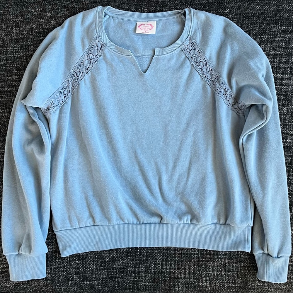 Shabby Chic Women’s Blue Sweater Size Small